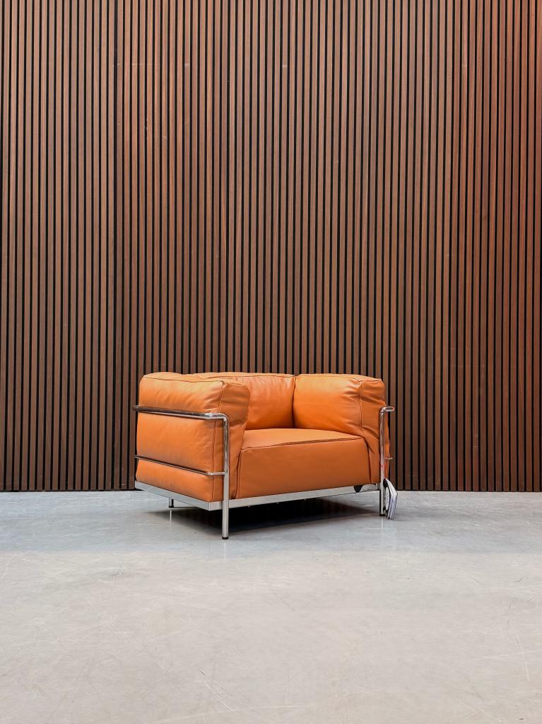 Cassina LC3 - Le Corbusier Cognac leder dons, Antiquités & Art, Enlèvement ou Envoi