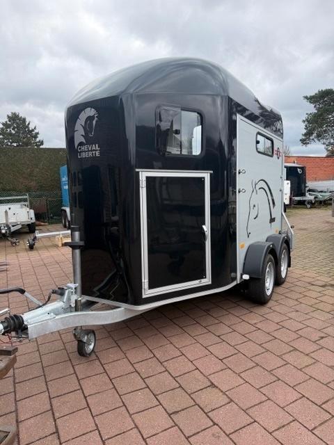 Paardentrailer 2 paards cheval liberte GOLD III BJ 2025, Auto diversen, Aanhangers en Bagagewagens, Zo goed als nieuw, Ophalen