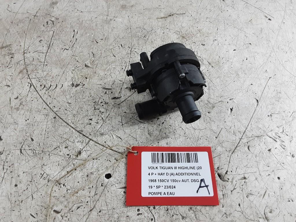 POMPE A EAU Volkswagen Tiguan (AD1) (5G0965567), Volkswagen, Mevr. I. Hauben, Utilisé, Rue de l'Espoir 34 34
4030  GRIVEGNÉE, BE