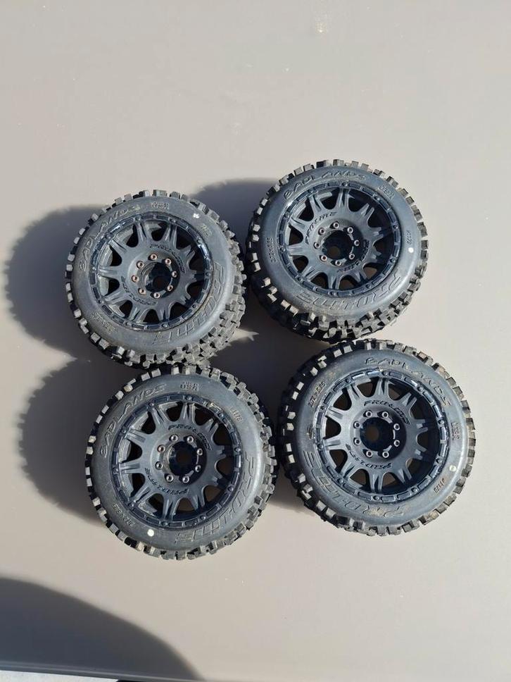 4x Proline badlands 3,8" banden 1/8, Hobby en Vrije tijd, Modelbouw | Radiografisch | Auto's, Ophalen of Verzenden