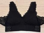 Zwarte bh seen on tv (S/M)., Ophalen, Zwart, BH