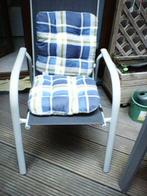 tuin tafel + stoelen, Tuin en Terras, Tuinstoelen, Ophalen, Zo goed als nieuw, Metaal, Stapelbaar