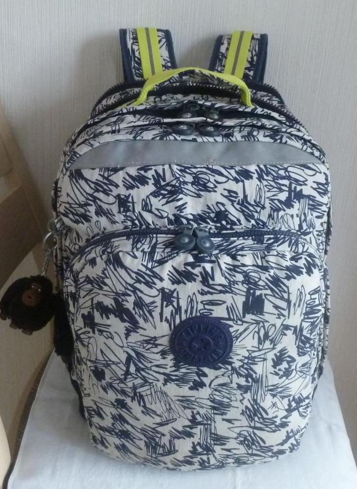 Kipling driekleurige „college” rugzak 6 tot 77 jaar + aap, Handtassen en Accessoires, Tassen | Rugtassen, Gebruikt, Kipling, 25 tot 40 cm