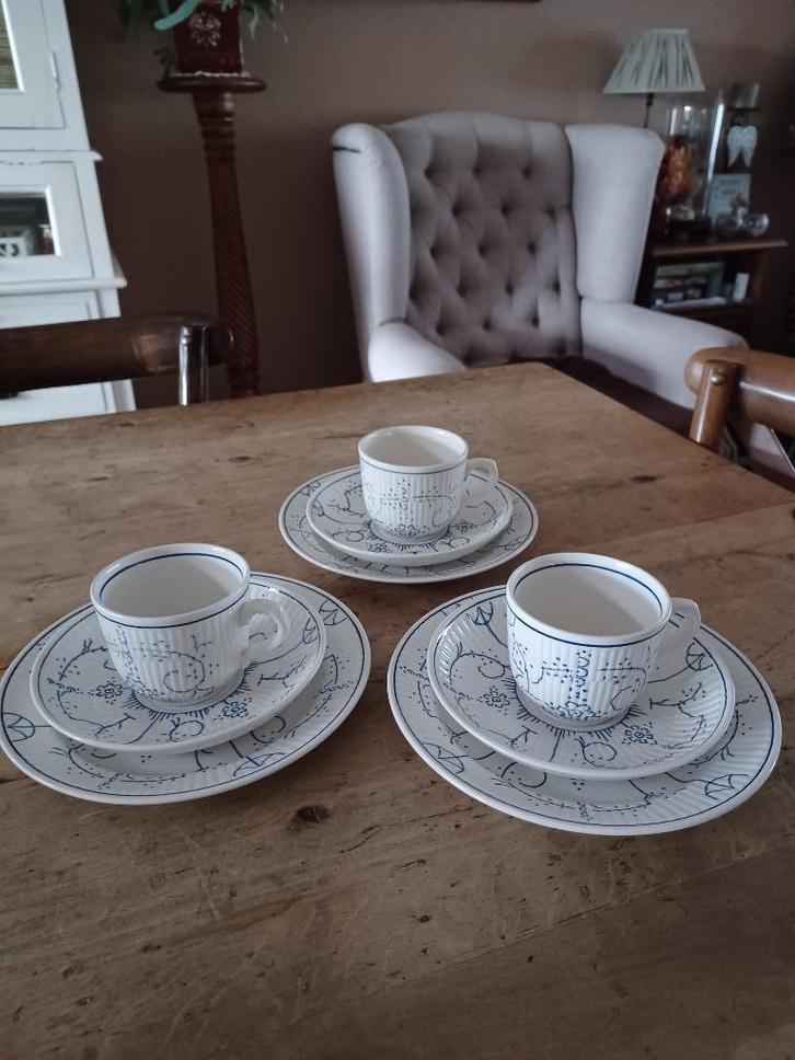 ROYAL BOCH COPENHAGUE 3 MOKKASETJES, Antiek en Kunst, Antiek | Servies los, Ophalen of Verzenden