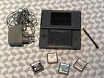 Nintendo DS Lite + 3 spellen + spel met 100 spellen, Games en Spelcomputers, Ophalen, Gebruikt