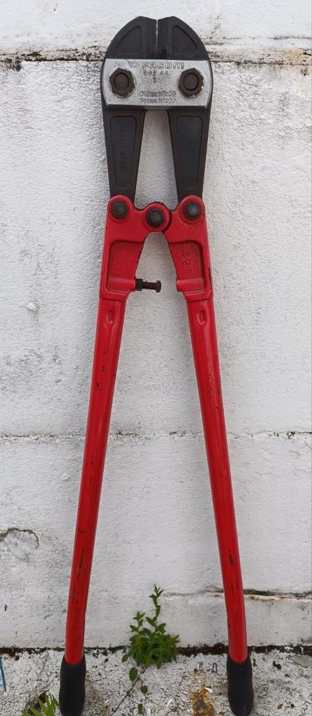 Facom 998.A4

Klassieke boutensnijder (metaalschaar), Doe-het-zelf en Bouw, Gereedschap | Handgereedschap, Zo goed als nieuw, Ophalen of Verzenden