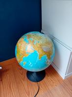 Wereldbol die kan dienen als lamp en decoratie, Huis en Inrichting, Ophalen of Verzenden, Verlicht, Zo goed als nieuw