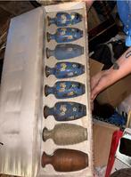 Je hebt hier een set Chinese cloisonné miniatuurvaasjes, Ophalen, Zo goed als nieuw