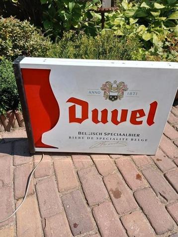 Mooie dubbelzijdige Duvel lichtbak lichtreclame
 beschikbaar voor biedingen