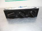 Panneau de commandes chauffage d'un Mitsubishi Space Wagon (, -, Utilisé, Mitsubishi, -