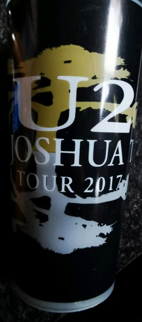 U2 the Joshua Tree tour 2017 drinkbeker, Verzamelen, Muziek, Artiesten en Beroemdheden, Zo goed als nieuw, Gebruiksvoorwerp, Ophalen of Verzenden