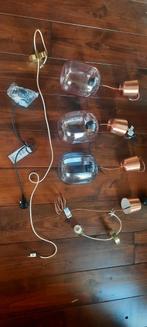 Kayoom hanglampen, Enlèvement