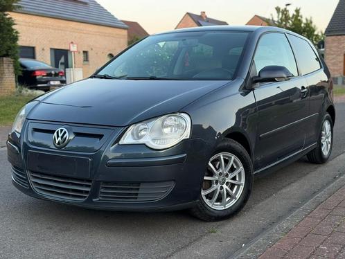 VW POLO 1.4TDI BLUEMOTION *FAIBLE KM* PRETE A IMMATRICULER, Auto's, Volkswagen, Particulier, Polo, ABS, Airbags, Centrale vergrendeling
