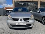 Renault Clio 1 jaar Garantie (bj 2005), Te koop, Zilver of Grijs, 55 kW, Berline