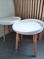 Bijzettafeltjes, Enlèvement, Bois