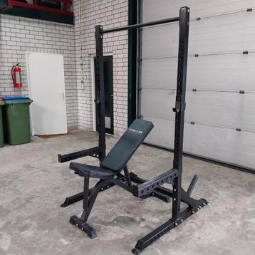 Squat rack  half rack  +  verstelbare bankje  beschikbaar voor biedingen