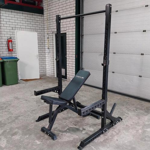 Squat rack  half rack  +  verstelbare bankje, Sport en Fitness, Fitnessmaterialen, Zo goed als nieuw, Ophalen
