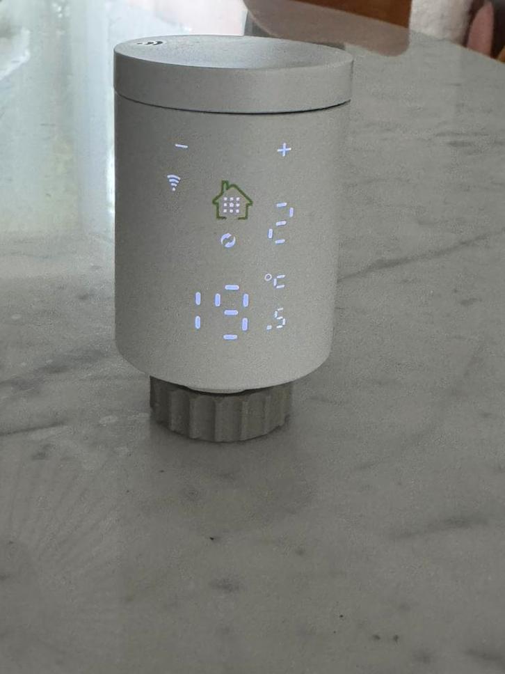 Vannes Thermostatique connectées Moes, Doe-het-zelf en Bouw, Verwarming en Radiatoren, Zo goed als nieuw, Radiator, Ophalen of Verzenden