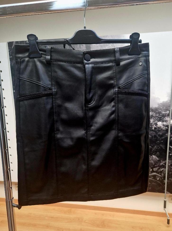 Rok, Kleding | Dames, Rokken, Nieuw, Maat 38/40 (M), Zwart, Boven de knie, Ophalen of Verzenden