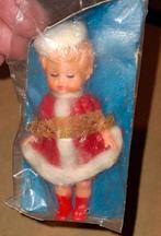 E. Galletti​ oud popje met originele outfit en verpakking, Antiquités & Art, Antiquités | Jouets, Enlèvement ou Envoi