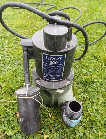 Dompelpomp DAB - NOVA 300, Tuin en Terras, Ophalen, Gebruikt, Elektrisch, Dompelpomp