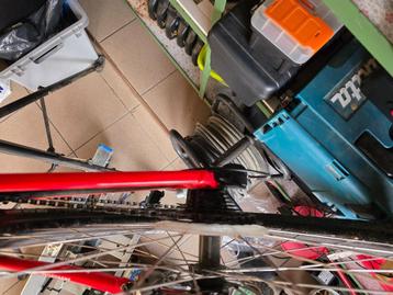 Mtb  beschikbaar voor biedingen