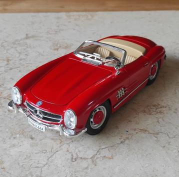 Miniature Burago, Mercedes-benz 300 SL, 1/18. beschikbaar voor biedingen