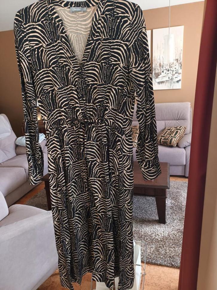 Nieuw kleedje "GEISHA", Kleding | Dames, Jurken, Maat 42/44 (L), Zwart, Ophalen of Verzenden