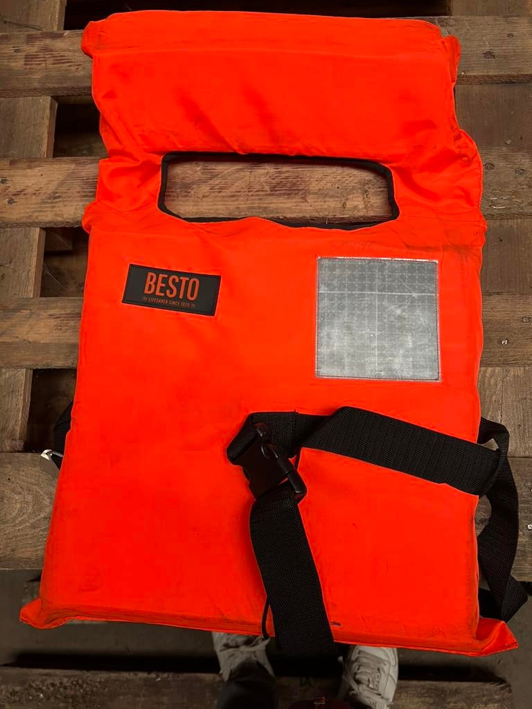 6 Besto reddingsvest prijs per stuk of set, Watersport en Boten, Watersportkleding, Zo goed als nieuw, Ophalen