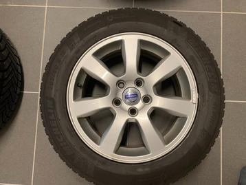 pneus hiver MICHELIN alpin 6 205 60 R 16 + JANTES beschikbaar voor biedingen