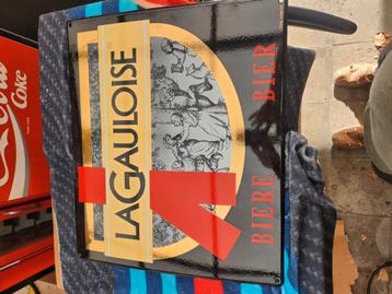 Emaiile bord Lagauloise beschikbaar voor biedingen