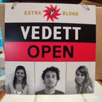 VEDETT Open/gesloten kunststof plaat., Verzamelen, Biermerken, Ophalen of Verzenden, Zo goed als nieuw, Reclamebord, Plaat of Schild