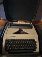 Typemachine Erika, Ophalen, Gebruikt