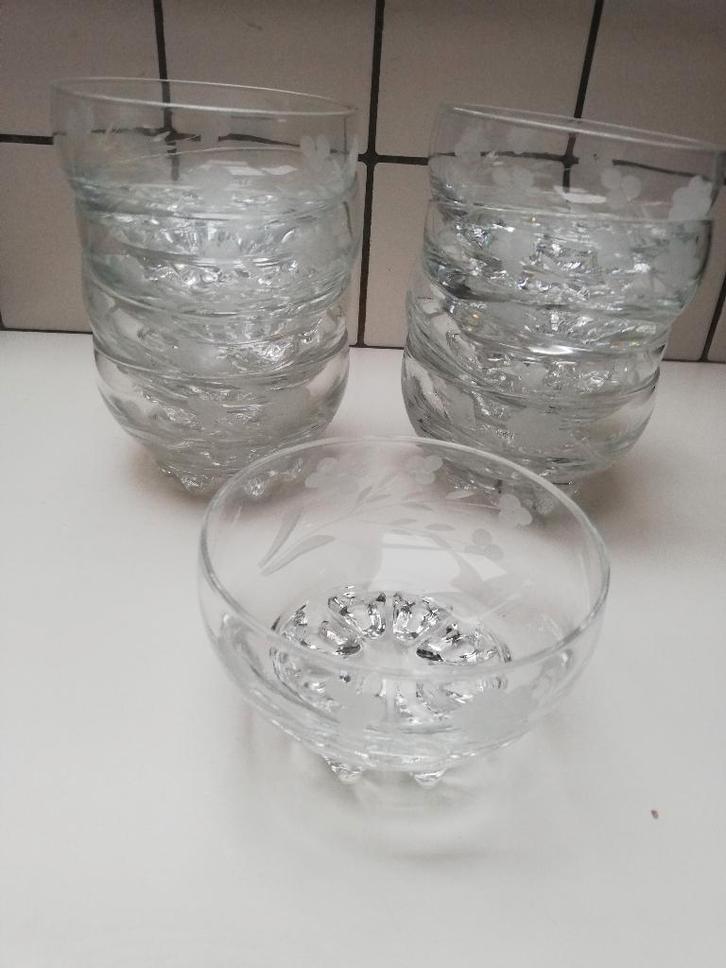 coupjes glas ijs pudding fruit, Huis en Inrichting, Keuken | Servies, Glas, Ophalen