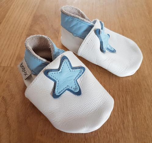 BOBUX  Chaussons Soft Sole blanc + étoile  Taille nouveau né, Enfants & Bébés, Vêtements enfant | Chaussures & Chaussettes, Utilisé