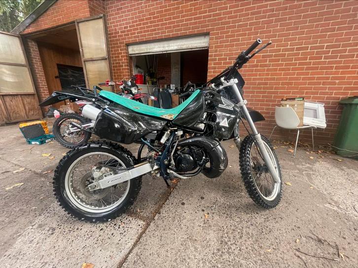 Zeldzame honda crm 125 2t DJ13, Fietsen en Brommers, Brommers | Crossbrommers, Zo goed als nieuw, Honda, Ophalen of Verzenden