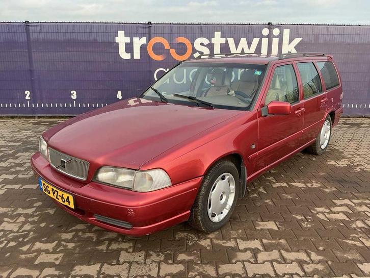 1997 - Volvo - V70 - 2.5 Exclusive-Line - Personenauto, Auto's, Volvo, Bedrijf, V70, Overige brandstoffen, Euro 2, Break, Handgeschakeld