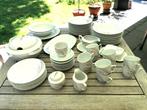 eet- en koffieservies Willinox wit/roze/grijs, Ophalen, Gebruikt, Overige stijlen, Porselein