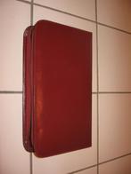 Trousse de toilette en cuir bordeaux, Enlèvement ou Envoi, Neuf