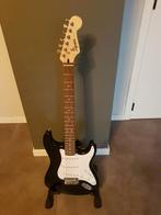 Fender stratocaster squier, Muziek en Instrumenten, Ophalen, Zo goed als nieuw, Semi-solid body, Fender