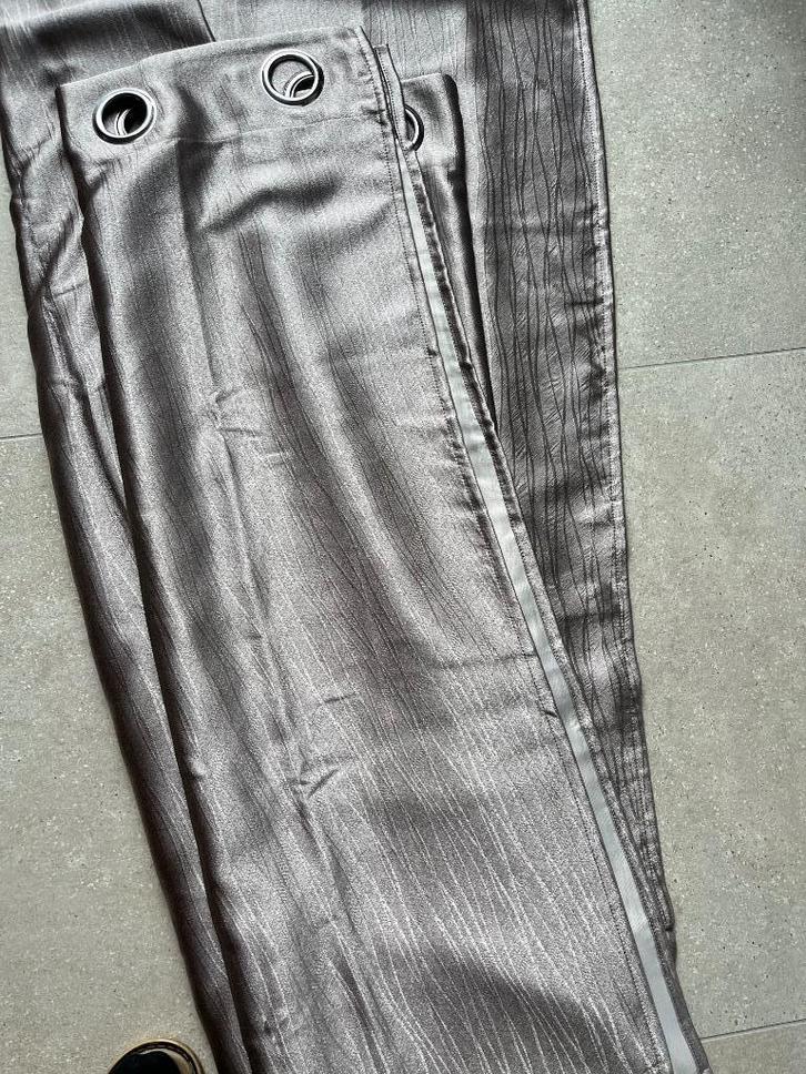 Draperies met ringen., Huis en Inrichting, Stoffering | Gordijnen en Lamellen, Nieuw, 200 cm of meer, 100 tot 150 cm, Bruin, Grijs