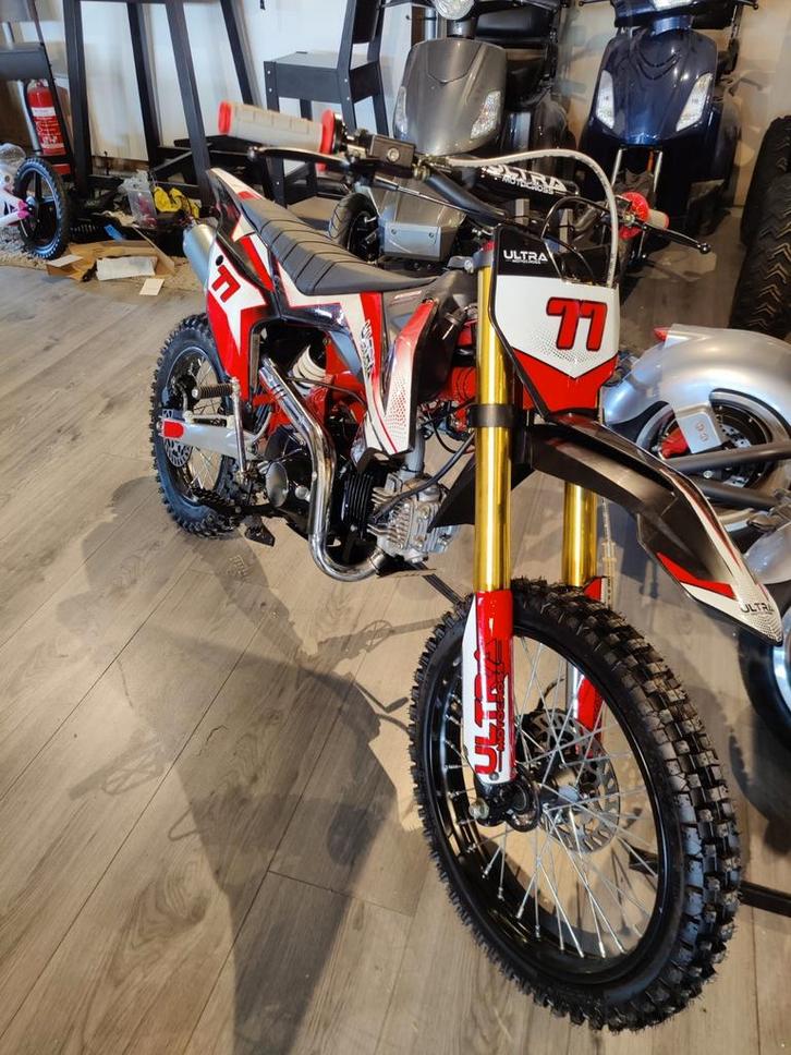 Ultra motocross 125cc, Fietsen en Brommers, Brommers | Crossbrommers, Nieuw, Ophalen of Verzenden