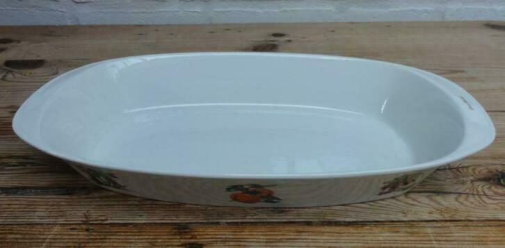 Blue Band/ P.Regout ovenschaal met groente afbeeldingen, Huis en Inrichting, Keuken | Servies, Gebruikt, Schaal of Schalen, Overige stijlen