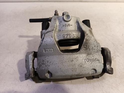 REMKLAUW RECHTS VOOR Toyota Yaris IV (P21 / PA1 / PH1), Auto-onderdelen, Remmen en Aandrijving, Toyota, Gebruikt
