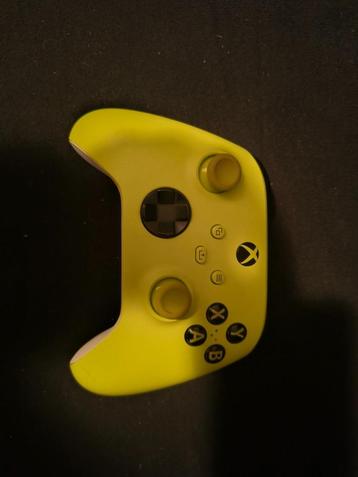 Xbox controller  beschikbaar voor biedingen