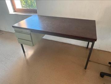 Armoires et bureau metalique, Maison & Meubles, Bureaux, Enlèvement, Comme neuf, Bureau