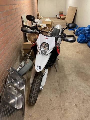 Husqvarna SM 630 S Supermotard 600cc beschikbaar voor biedingen