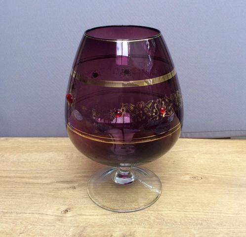 Een groot paars sierglas - 22cm hoog, Huis en Inrichting, Woonaccessoires | Vazen, Gebruikt, Glas, Ophalen of Verzenden