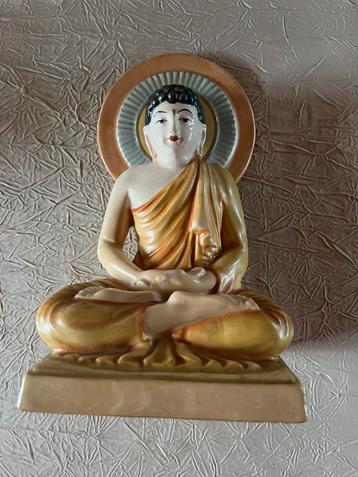 Vintage boeddha beschikbaar voor biedingen
