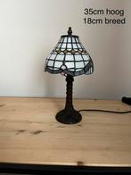 Mooie Tiffany look lamp, Huis en Inrichting, Lampen | Tafellampen, Minder dan 50 cm, Zo goed als nieuw, Ophalen